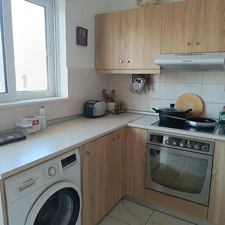 アパート Nikolaidis *